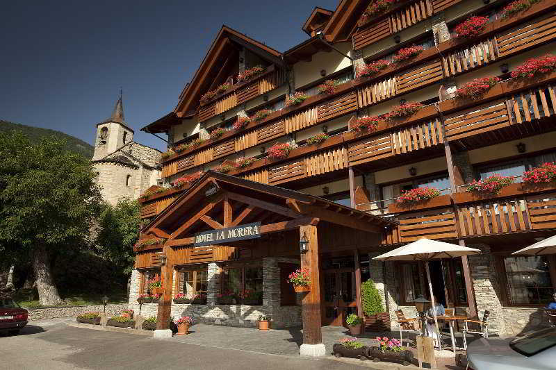 Hotel La Morera Valencia D'Aneu Екстериор снимка