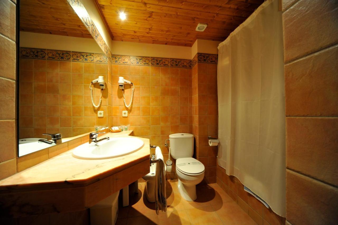 Hotel La Morera Valencia D'Aneu Стая снимка